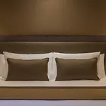 Belvedere Hotel, Centre