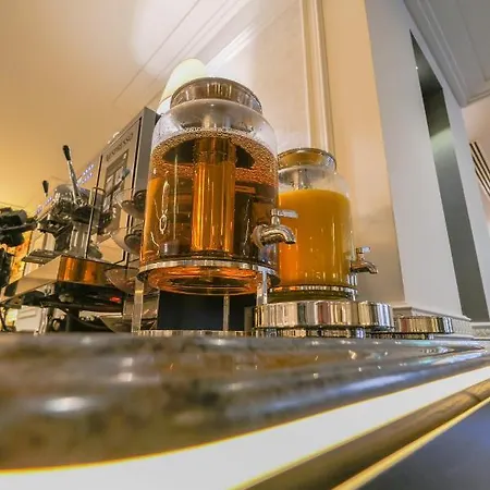 Belvedere Hotel, Centre 酒店 3*