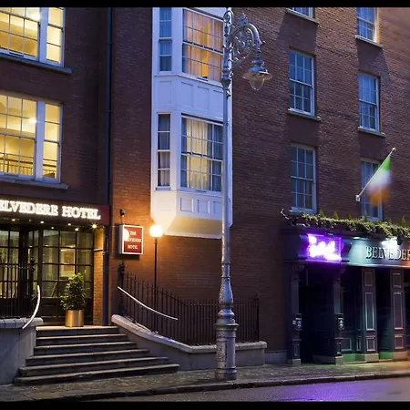 酒店 Belvedere Hotel, Centre 3*