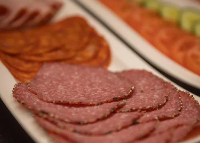 Belvedere Hotel, Centre Hotell 3*