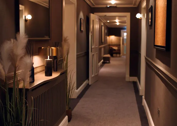 Belvedere Hotel, Centre Hotell