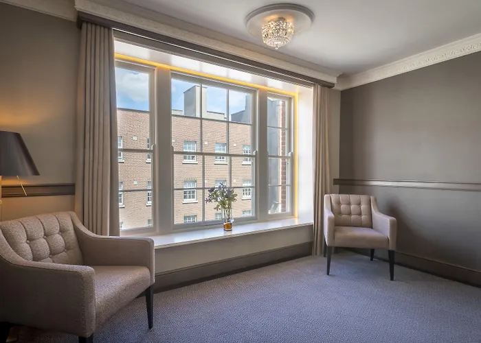 Belvedere Hotel, Centre Hotel