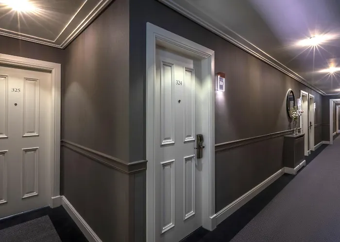 Hotell Belvedere Hotel, Centre 3*