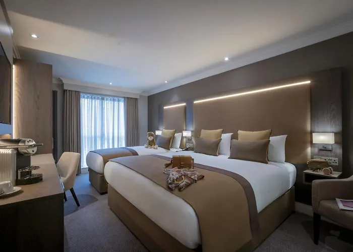 Belvedere Hotel, Centre