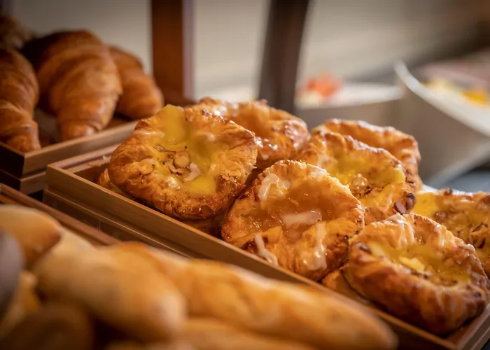 Belvedere Hotel, Centre 3*