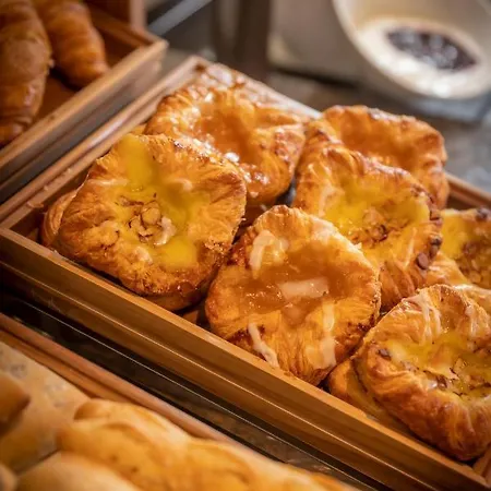 Belvedere Hotel, Centre Dublin